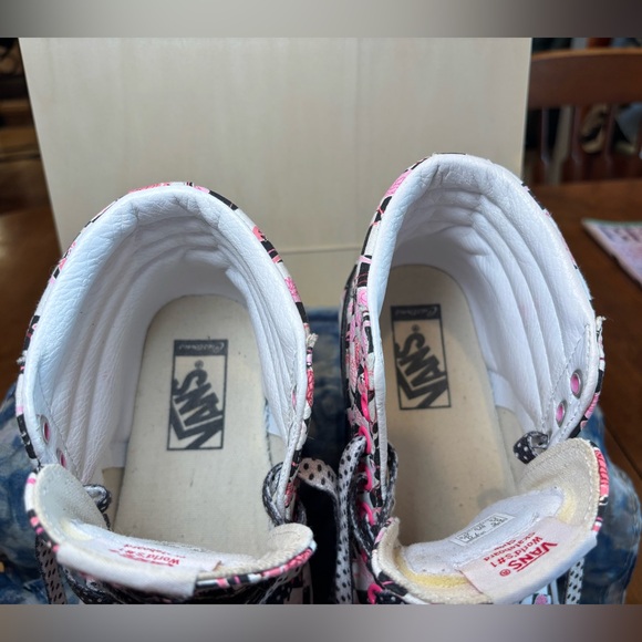 Vans skateboard shoes with checkerboard and flamingo 🦩 size men 5.5   women 7 - Picture 8 of 10